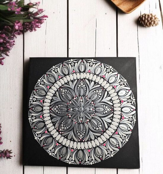 Lunaria Mandala